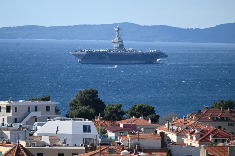 미국 해군의 제럴드 R. 포드 항공모함(CVN-78)이 지난달 29일(현지시간) 수리를 위해 크로아티아 스플리트 항구에 정박해 있다.EPA연합뉴스