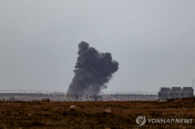 이스라엘 남부를 강타한 이란 미사일 (출처=연합뉴스)