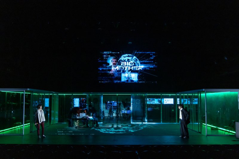 지난달 30일 서울 종로구 세종문화회관 M씨어터에서 '빅 마더' 프레스콜이 진행됐다. 세종문화회관 제공