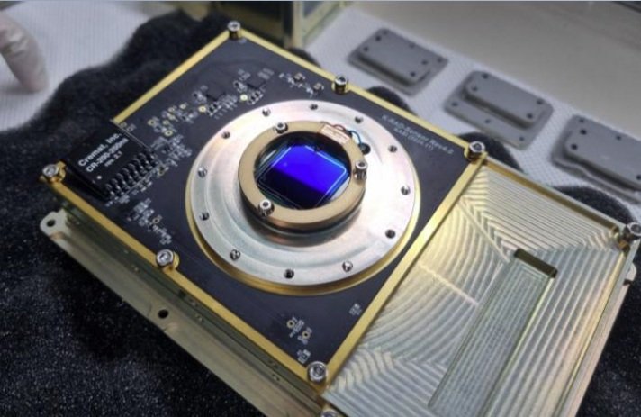 아르테미스 2호에 탑재되는 큐브위성 'K-라드큐브(K-RadCube)'는 삼성전자와 SK하이닉스의 반도체가 실려 우주로 향하게 된다. (사진=우주항공청) *재판매 및 DB 금지