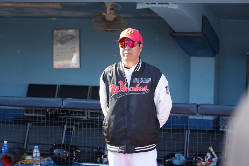 울산 웨일즈 장원진 감독