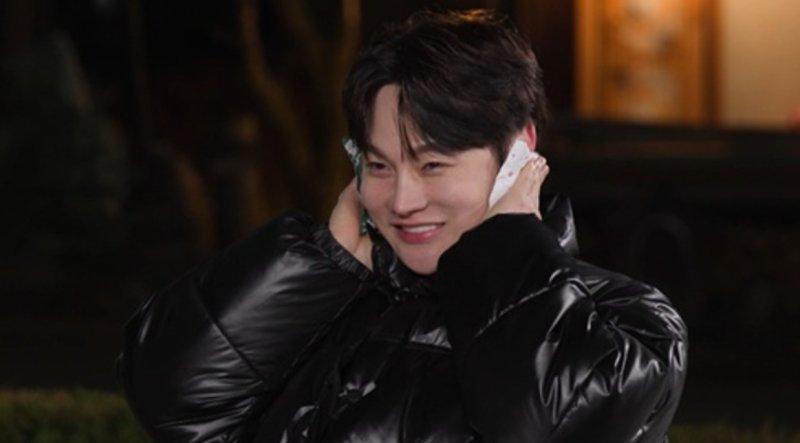 KBS 2TV에 출연한 박서진 모습