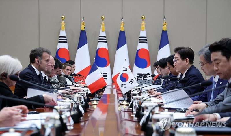 한-프랑스 확대 정상회담 (출처=연합뉴스)