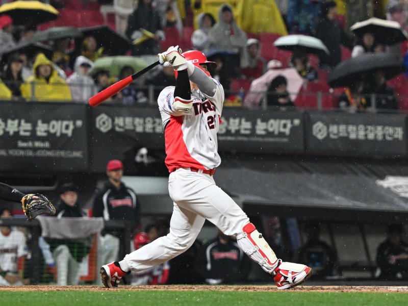 김태군 빠졌는데 이렇게 든든하다고? KIA 한준수의 '미친 맹활약'… 작년 눈물 쏟던 그 포수 맞나