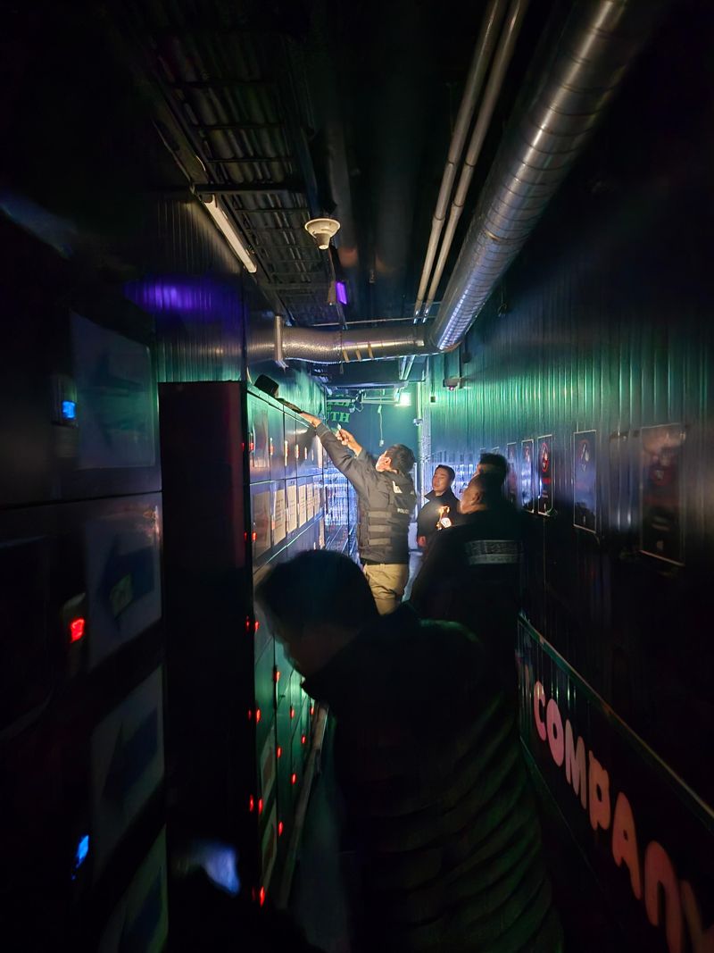 서울경찰청은 지난 3일 밤 서울 강남·서초·용산구 일대 유흥가 등 마약류 취약지역에서 경찰·소방·지자체 합동단속을 실시했다. 서울경찰청 제공