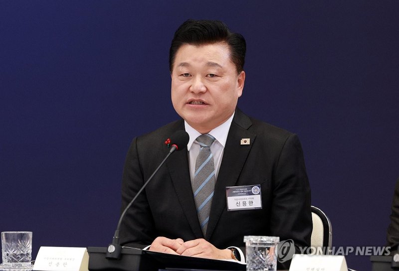 與충북지사 후보에 신용한…대전시장은 장철민&middot;허태정 '결선'(종합)