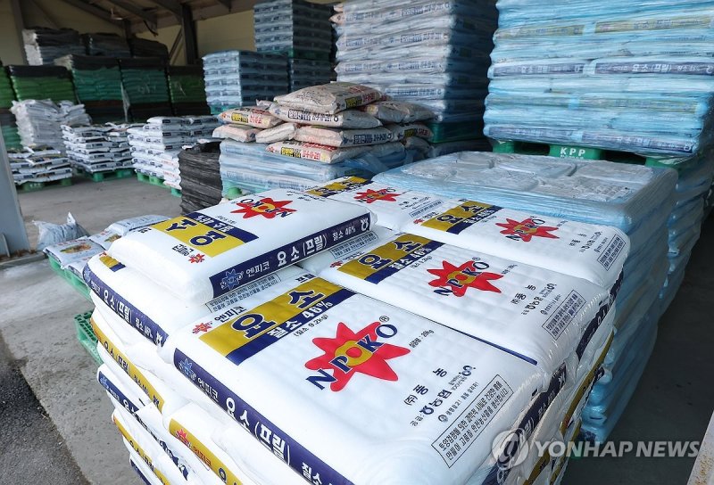 요소 비료 가격 급등…수급 상황은? (출처=연합뉴스)