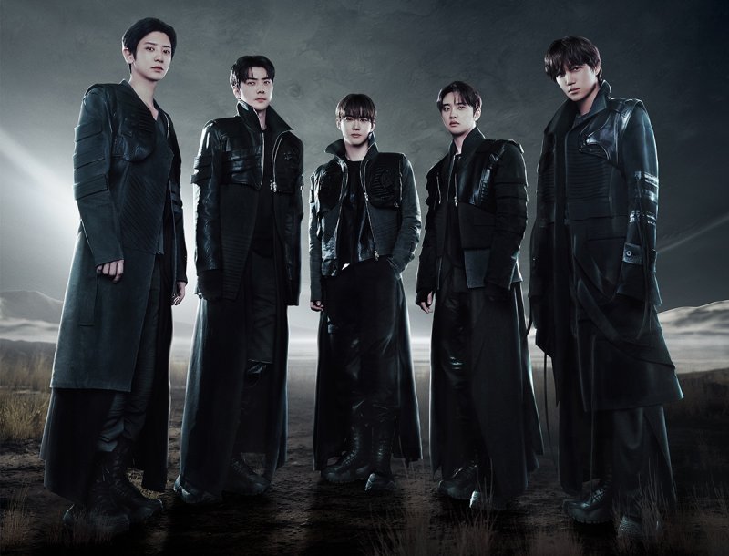 '14주년' 엑소, 왕관 내려놓고 기꺼이 '집'이 되다…"위아원"