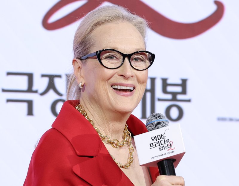 영화 '악마는 프라다를 입는다 2' 기자간담회가 열린 8일 서울 종로구 포시즌스호텔에서 배우 메릴 스트리프가 질문에 답하고 있다. 연합뉴스