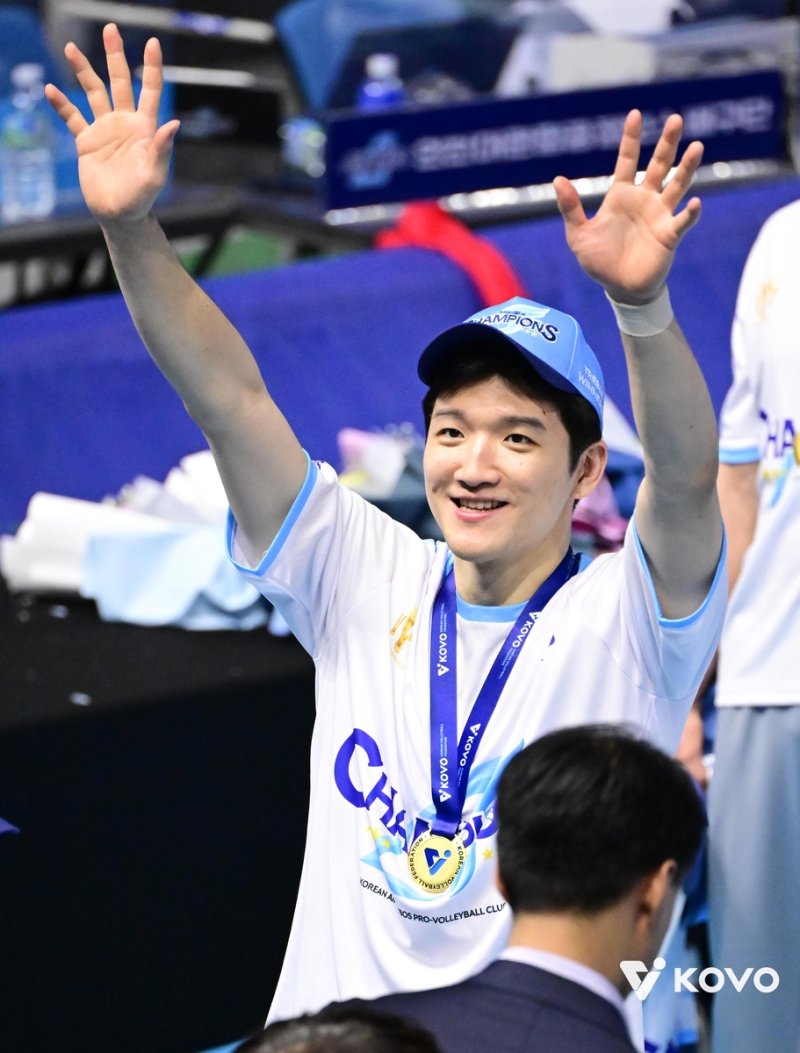 챔프전 MVP로 뽑힌 대한항공의 정지석 (출처=연합뉴스)