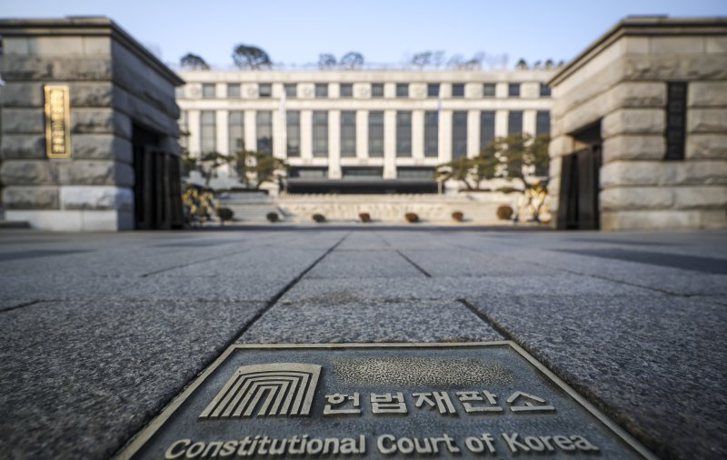 "단순 불복 안돼"…재판소원 한 달, 사전심사로 걸러내 '4심 우려' 불식