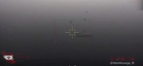 이란 이슬람혁명수비대가 호르무즈 봉쇄 시도에 대해 경고하면서 공개한 드론 영상 /사진=연합뉴스