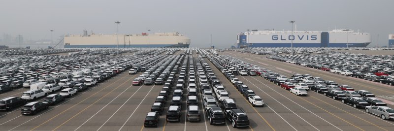 3일 경기 평택시 포승읍 기아 평택항 전용부두에 수출용 자동차가 세워져 있다. 2026.4.3 ⓒ 뉴스1 김영운 기자