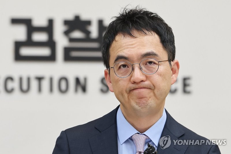 대장동 수사검사 극단시도에…검찰 내부 "억울"&middot;지휘부 비판