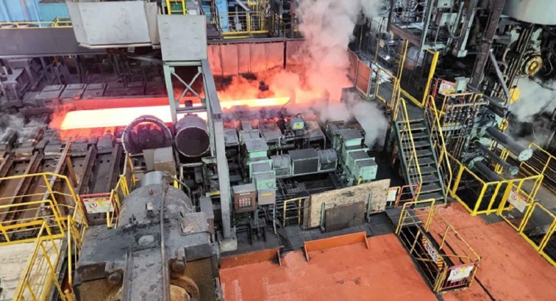 [광양=포스코] 전남 포스코 광양제철소 3열연공장에서 철강 반제품인 슬라브(Slab)가 생산되고 있다. (사진=포스코 제공) 2023.06.30. photo@newsis.com *재판매 및 DB 금지