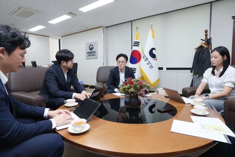 김정관 "美 원유 확대 불가피…전쟁 끝나도 공급망 다변화"