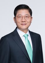 세종, 김정수 전 해군참모총장 영입