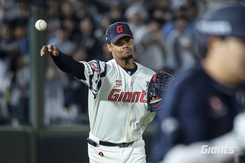 롯데 자이언츠 엘빈 로드리게스.롯데 자이언츠 제공