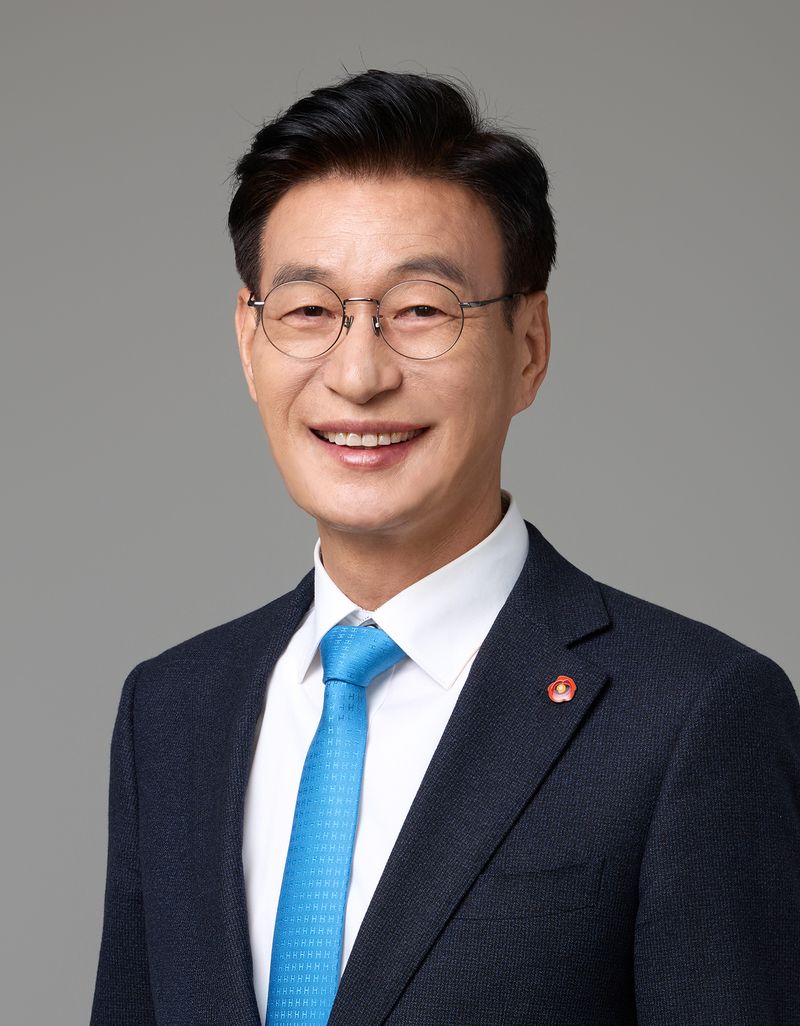 문대림 더불어민주당 의원(제주시갑). 국제 정세 불안으로 기존 해상 항로의 위험성이 커지면서 북극항로를 국가 물류안보와 해양산업 전략 차원에서 다뤄야 한다는 논의가 커지고 있다. /사진=문대림 의원실 제공