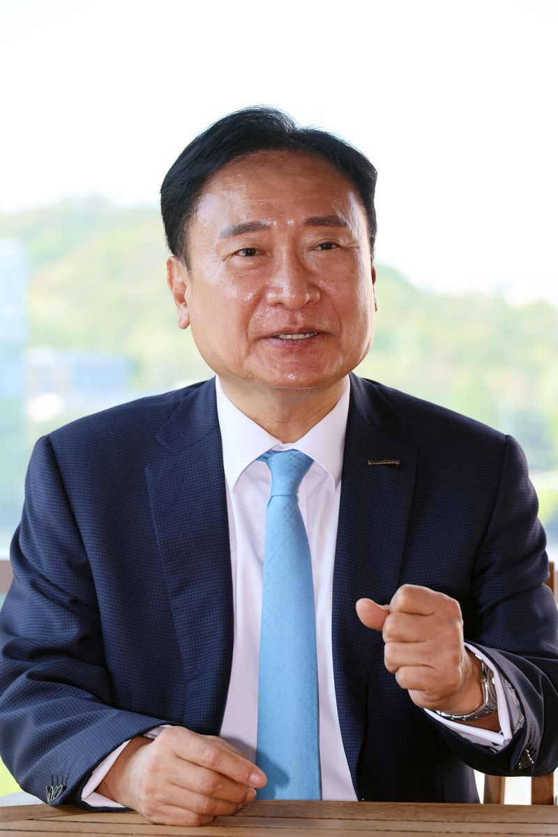 박춘식 신방그룹 회장. 사진=서동일 기자