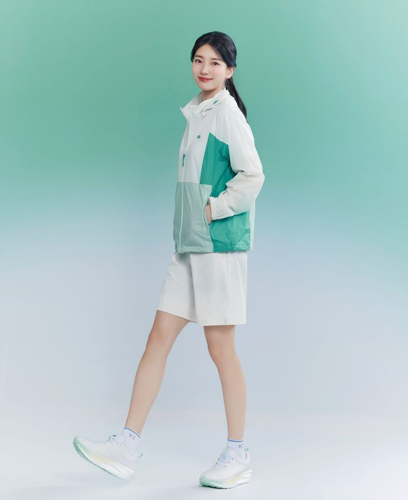 [서울=뉴시스] 경량 러닝화 '플로잉'. (사진=K2 제공) *재판매 및 DB 금지