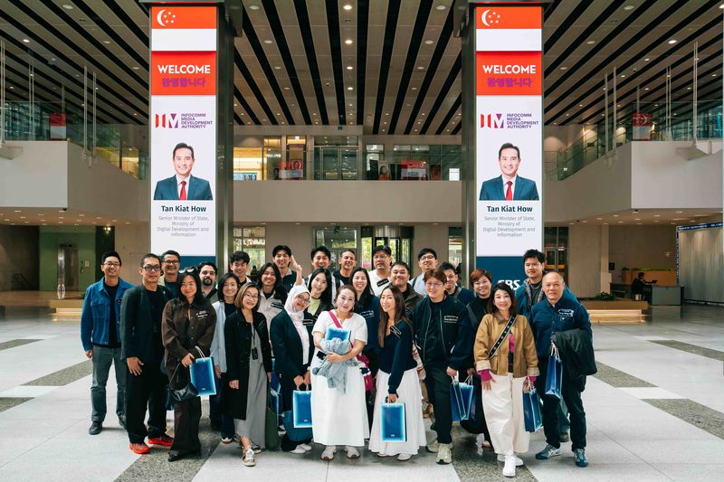 콘진원은 '한-싱가포르 콘텐츠 산업 생태계 교류·연수 프로그램'을 성공리에 마무리했다. SBS를 방문한 싱가포르 기업참가단. 콘진원 제공