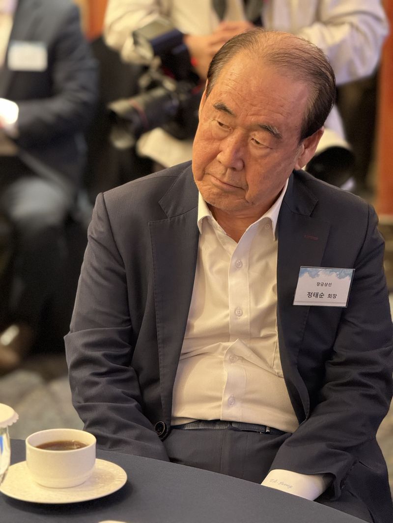 28일 서울 롯데호텔에서 열린 '조선-해운 상생발전 전략협의회' 발족식에서 정태순 장금상선그룹 회장이 앉아있다. 사진=강구귀 기자