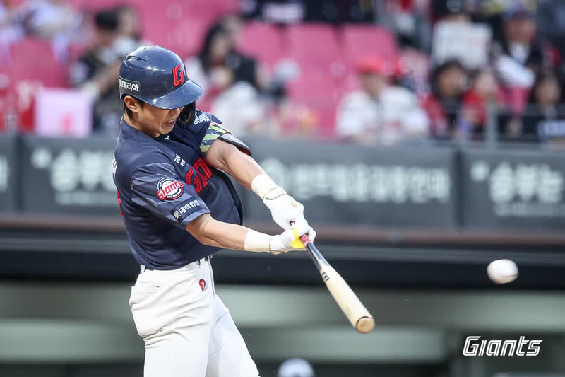 전민재.롯데 자이언츠 제공