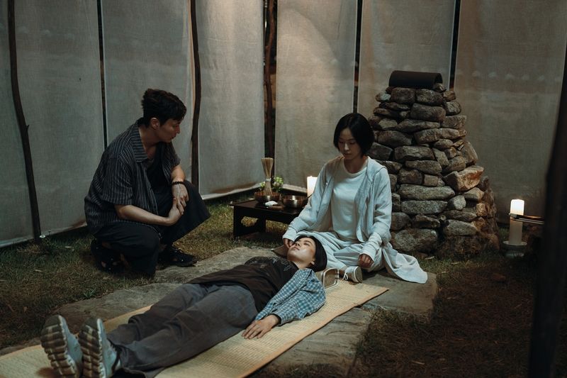 '기리고' 속 노재원, 전소니, 전소영(왼쪽 위부터 시계방향) (출처=연합뉴스)