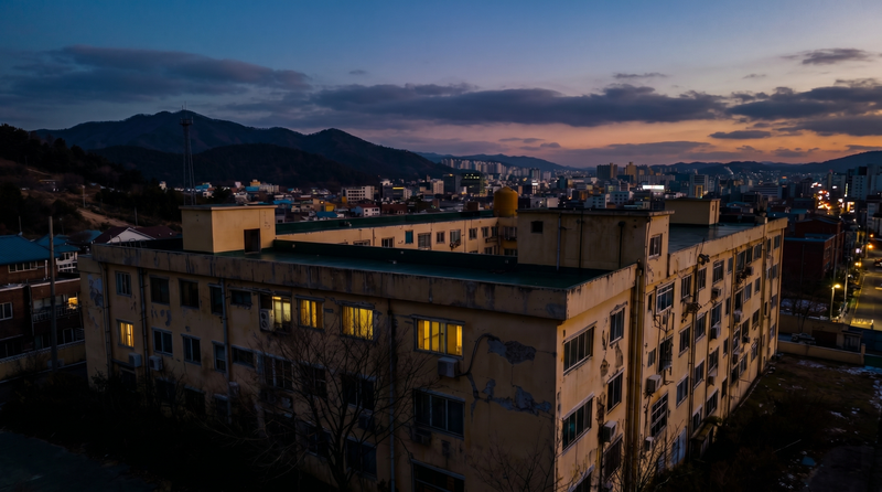 AI 하이브리드 영화 '아파트' 보도스틸. CJ ENM 제공