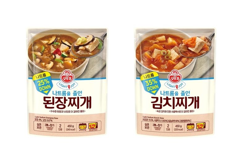 '라이트앤조이 나트륨을 줄인 된장찌개·김치찌개' (출처=연합뉴스)