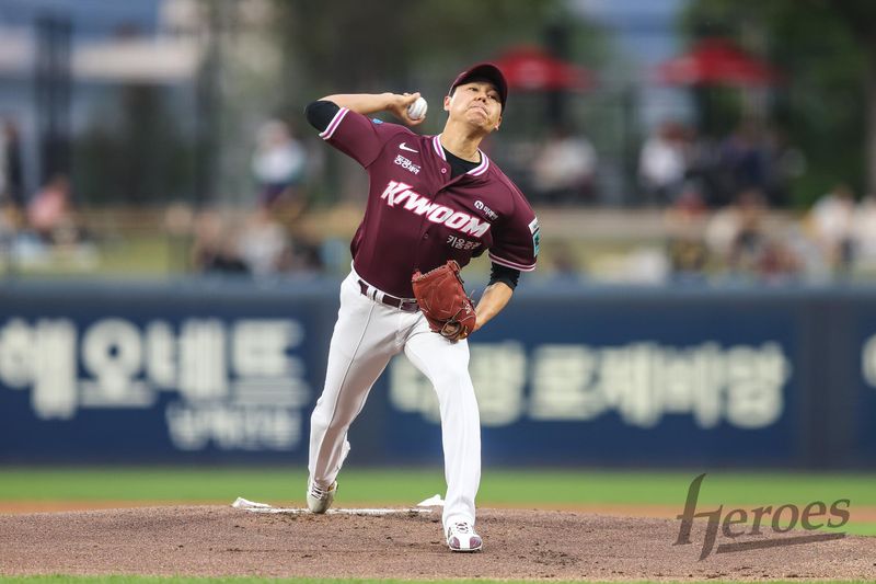 [서울=뉴시스] 프로야구 키움 히어로즈의 하영민. (사진 = 키움 히어로즈 제공) *재판매 및 DB 금지