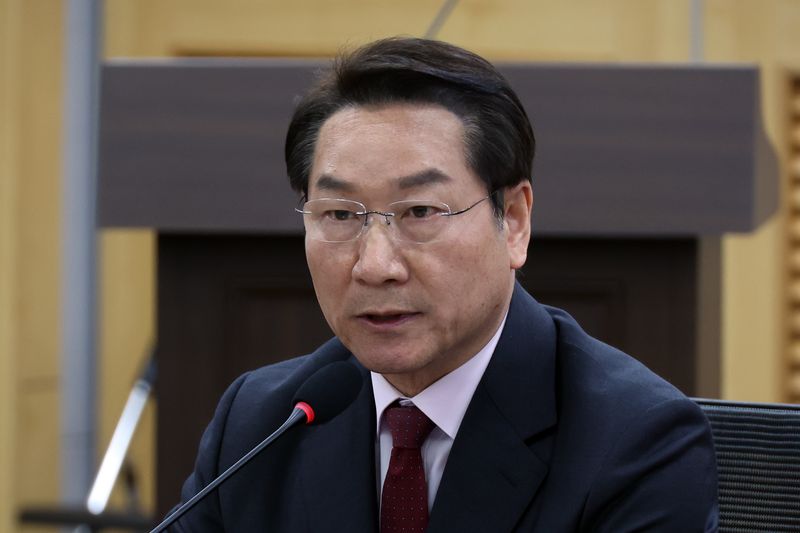 [서울=뉴시스] 고승민 기자 = 유정복 국민의힘 인천시장 후보가 4일 서울 여의도 국회 의원회관에서 열린 '사법내란 저지를 위한 수도권 광역단체장 후보 연석회의'에서 발언하고 있다. 2026.05.04. kkssmm99@newsis.com