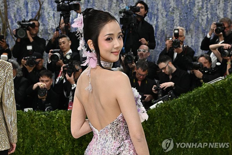'멧 갈라' 참석한 그룹 블랙핑크 지수 (출처=연합뉴스)