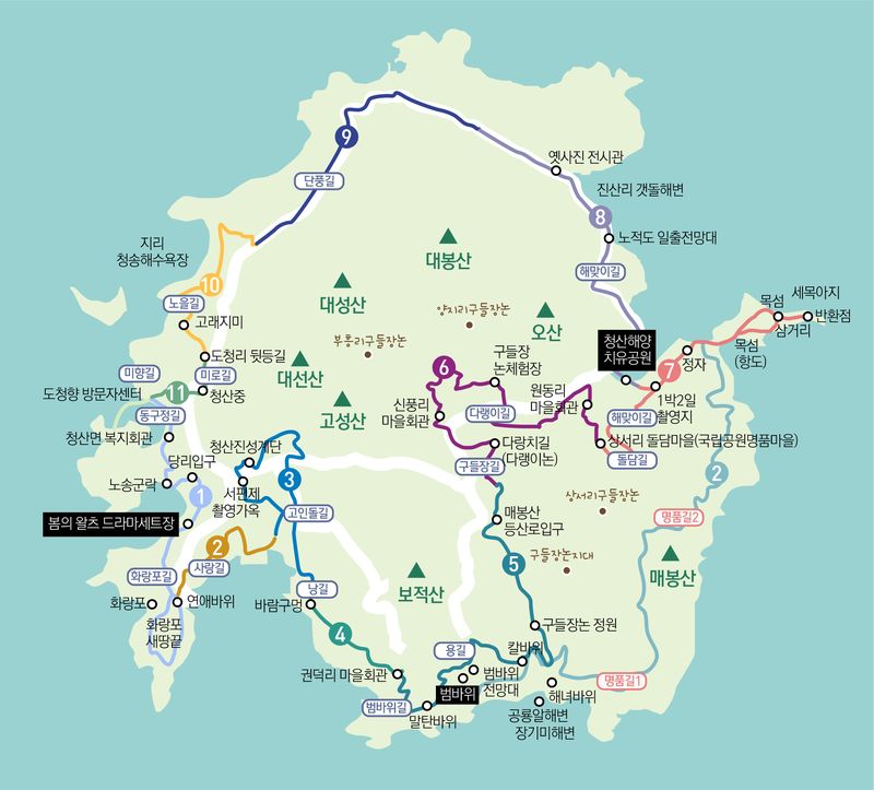 청산도는 걸어서 또는 자전거나 승용차로 일주를 하거나 나눠 볼 수 있다. (디자인=윤주희)