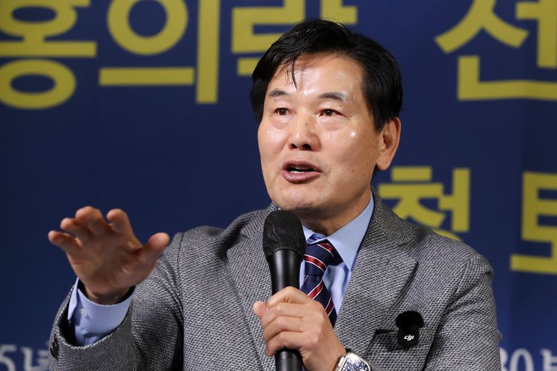 홍의락 전 더불어민주당 의원이 16일 오전 대구 남구 이천동 대구아트파크에서 열린 아시아포럼21 정책토론회에 참석해 발언하고 있다. 2025.12.16 ⓒ 뉴스1 공정식 기자
