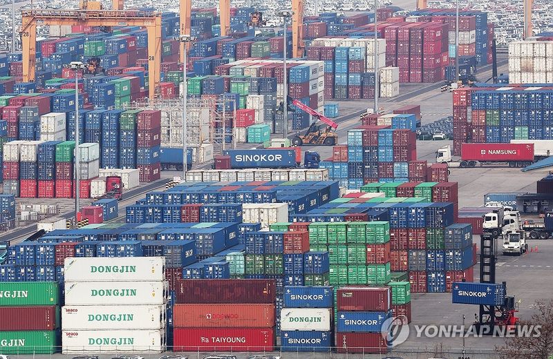 반도체發 명목성장률 10% 돌파 가시권…"가계부채·국가채무 동시 개선 청신호"