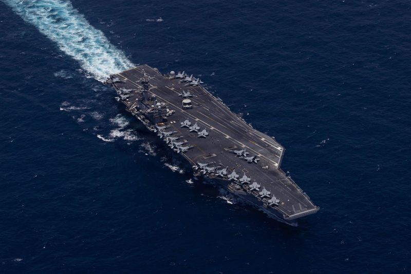 이란 공격에 참여한 미국 해군의 조지 H.W. 부시 항공모함(CVN-77)이 지난 5월 3일 아라비아해에서 기동하고 있다.AFP연합뉴스