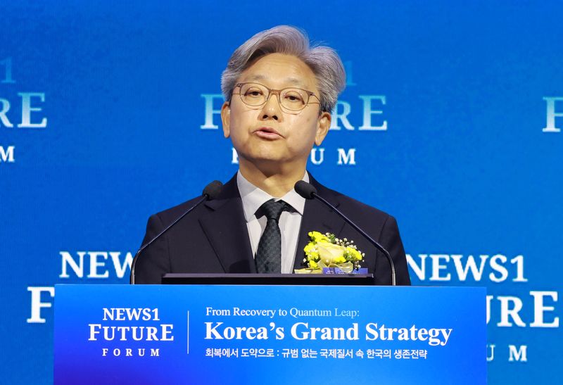 이영섭 뉴스1 대표이사가 7일 서울 여의도 페어몬트 앰배서더 호텔에서 열린 뉴스1 미래포럼에서 개회사를 하고 있다. '회복에서 도약으로 : 규범 없는 국제질서 속 한국의 생존전략’를 주제로 열린 이번 포럼은 뉴스1 주최로 열렸다. ⓒ 뉴스1 김민지 기자