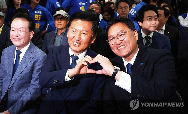 조상호 세종시장 후보 선대위 참석한 정청래 (출처=연합뉴스)