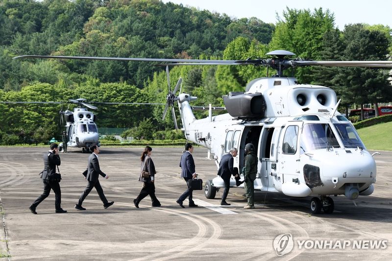 종합특검 '연평도 검증영장 집행' 출발 (출처=연합뉴스)