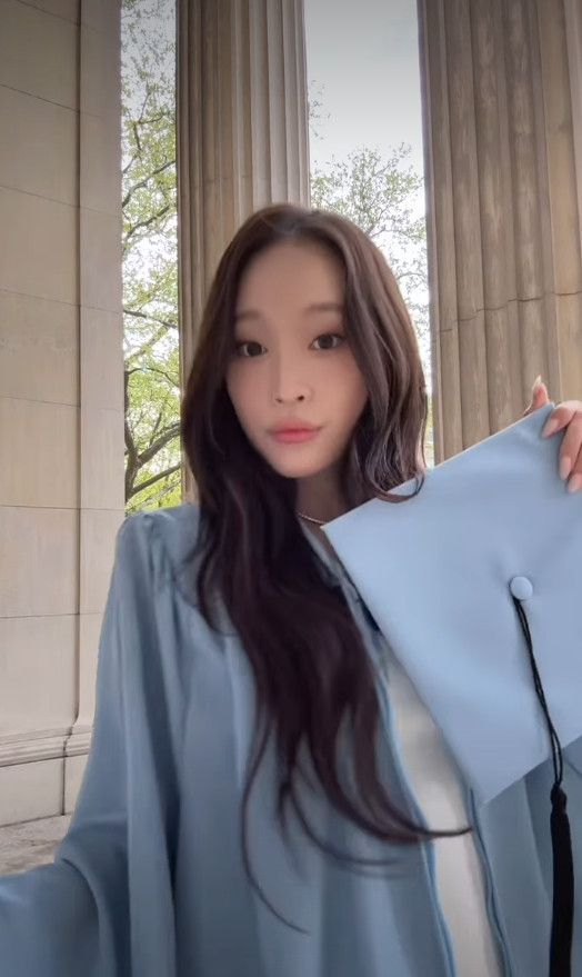 '신세계家' 올데프 애니, 美 컬럼비아대 졸업 앞뒀다…근황 공개