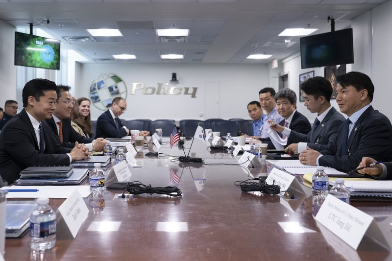 13일 오후(현지시간) 워싱턴 D.C.에서 제28차 한미 통합국방협의체(KIDD : Korea-U.S. Integrated Defense Dialogue) 회의가 개최되고 있다. 국방부 제공