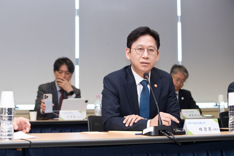 'AI 행동계획' 288개 과제 정상 추진…배경훈 부총리, 국가AI전략위 이끈다