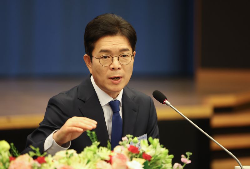 오 "민주당 규제에 재건축·재개발 막혀"… 정 "지금은 공급확대가 정책기조" [6·3 지방선거]