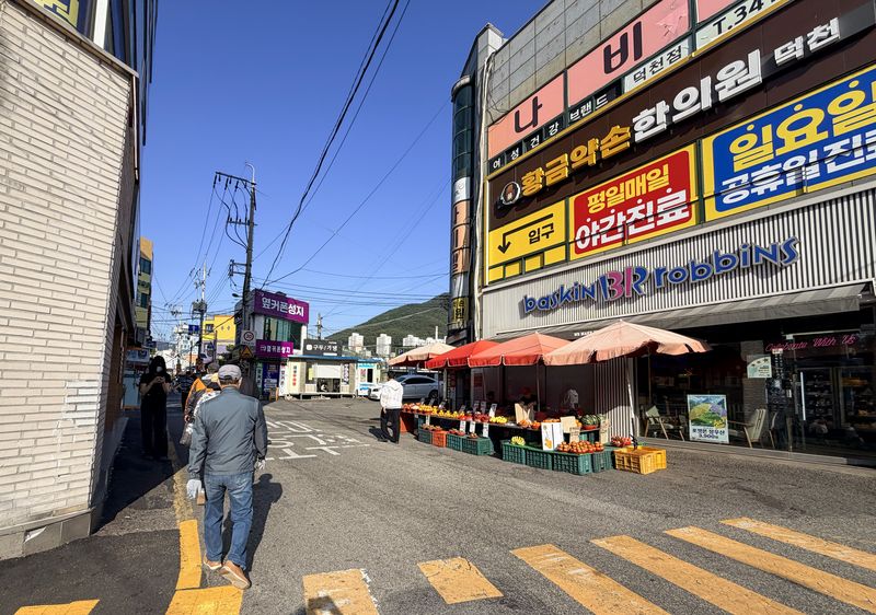 부산 북갑에 후보 등록한 하정우&middot;박민식&middot;한동훈…민심도 '세 갈래'