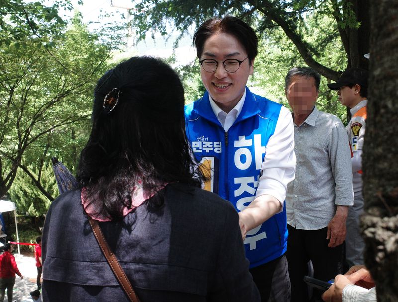 부산 북갑에 후보 등록한 하정우&middot;박민식&middot;한동훈…민심도 '세 갈래'