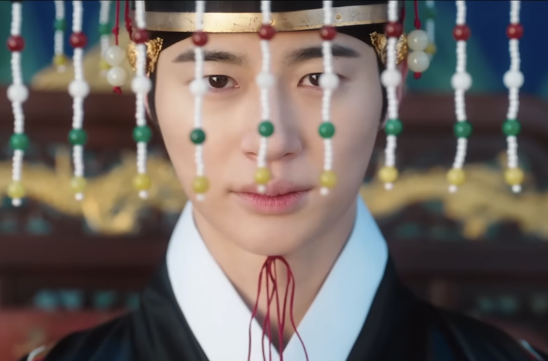 15일 방송된 '21세기 대군부인' 11회 즉위식 장면이 역사왜곡 논란으로 거센 비판을 받았다. /사진=MBC TV 캡처