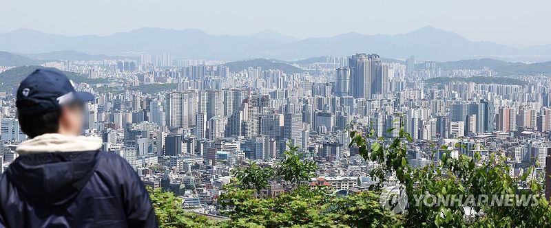 "다주택자, 외곽부터 팔았나"…서울 아파트 15억이하 거래 81%