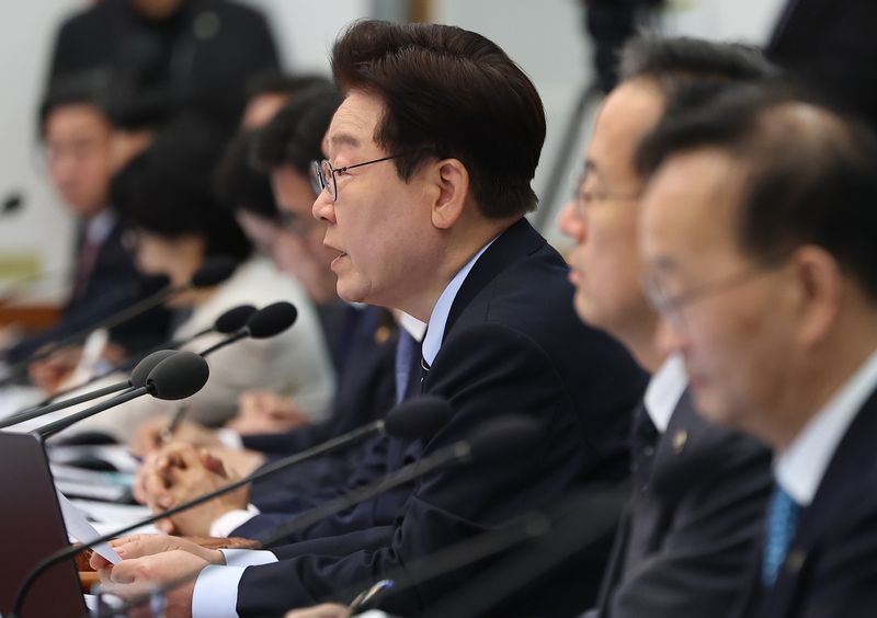 이재명 대통령이 20일 청와대에서 열린 제22회 국무회의 겸 제9차 비상경제점검회의에서 발언을 하고 있다. 2026.5.20 ⓒ 뉴스1 허경 기자